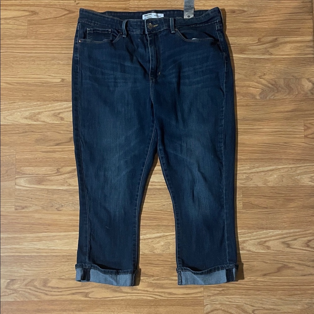 Signature by Levi Strauss Dark Indigo Ankle Jeans
